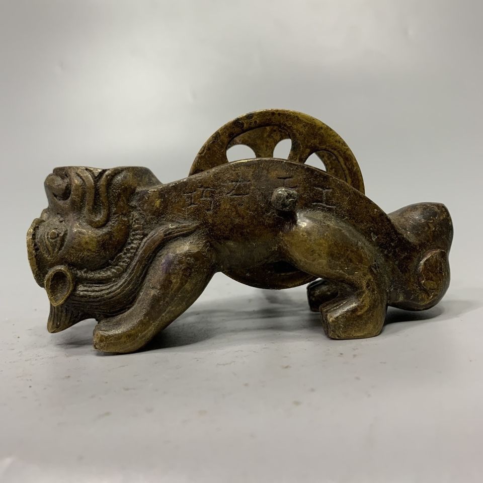 Collectible Vintage Tools - เครื่องมือวาดเส้นหมึกโบราณของช่างไม้จีนโบราณ ของสะสมโบราณ ที่วางหมึกทองเหลืองรูปหัวปีศาจ Pixiu ของสะสมโบราณ ของตกแต่ง