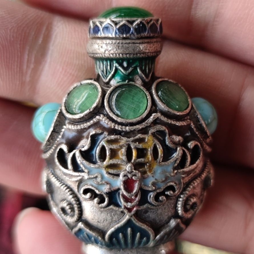 ขวดใส่ยาสูดแบบโบราณเคลือบลายโค - Collectible Vintage Tools บทวิจารณ์และราคา