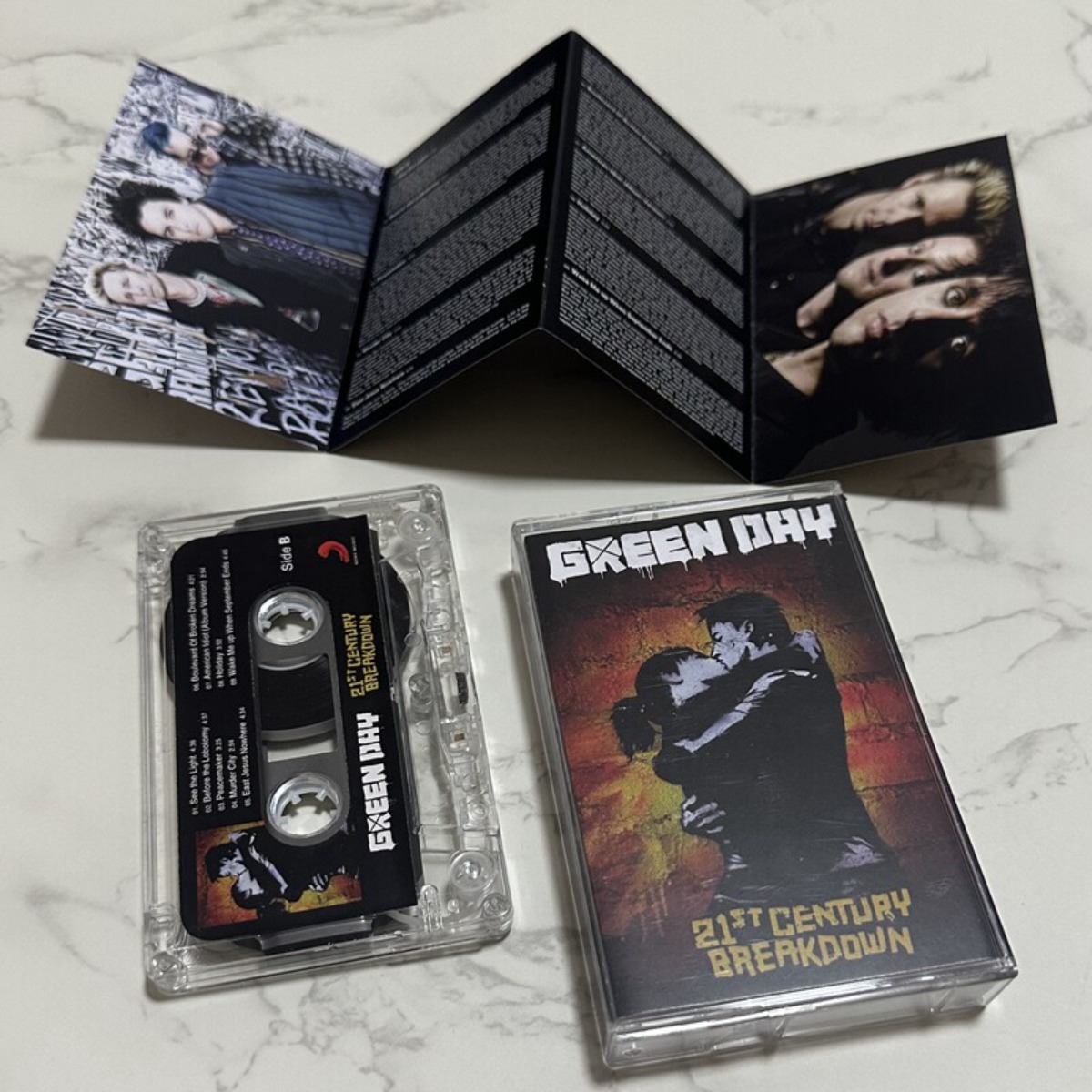 กรีนเดย์ 21st Century Breakdow - Vintage Collectibles & More Llc Photos บทวิจารณ์และราคา