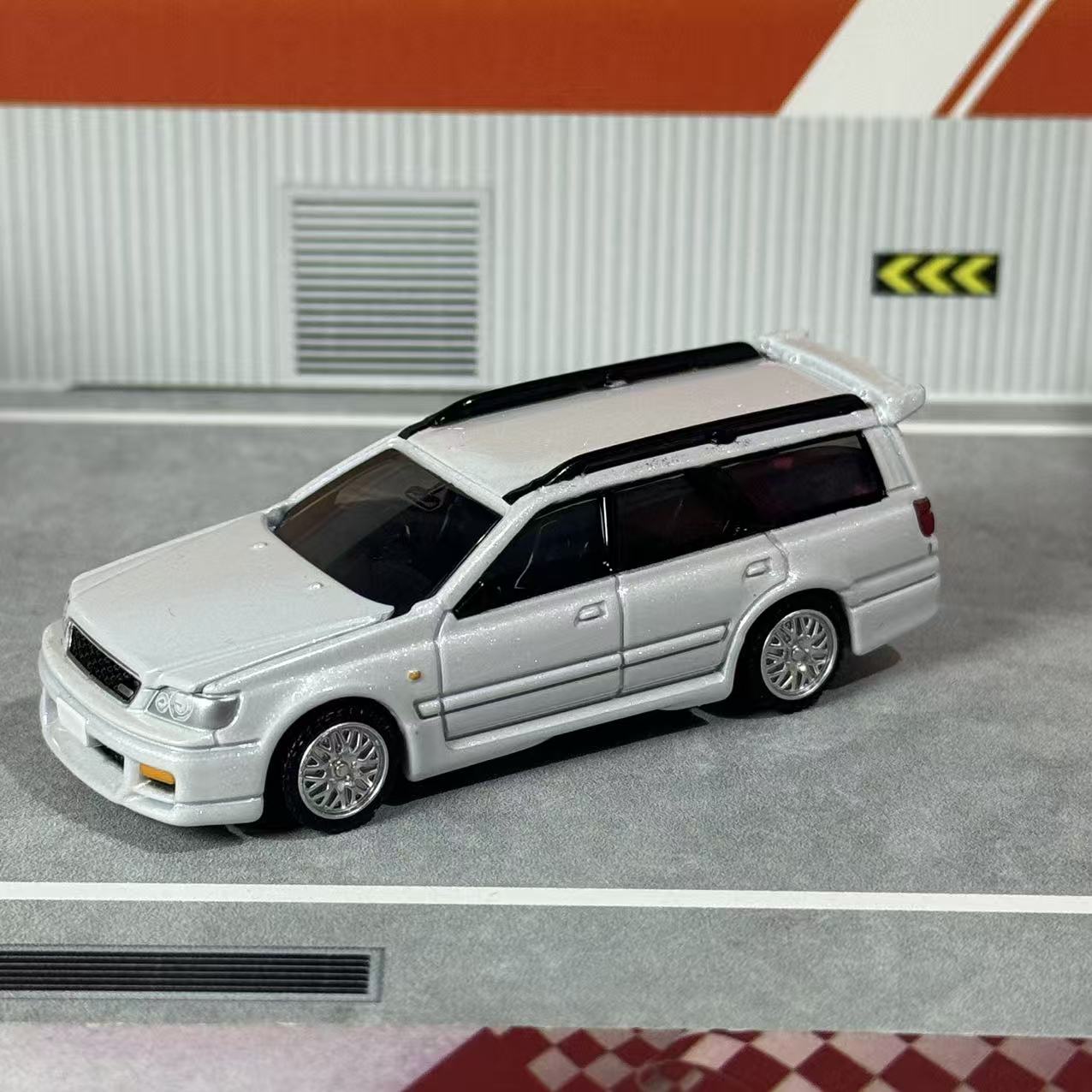 ทาคาร่า โทมี่ โทมิก้า พรีเมียม - Vintage Collectible Model Cars บทวิจารณ์และราคา